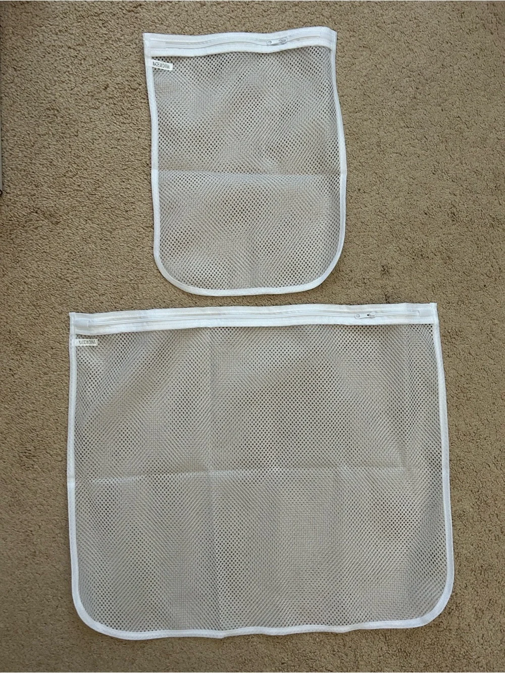 NEW White Mesh Laundry Bags - 2 Pack (1 Small & 1 Big)